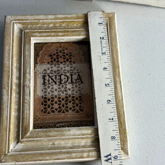 Wooden Picture Frames Distressed Look Set of 3 Different Sizes Farmhouse Cottage - Picture 14 of 16